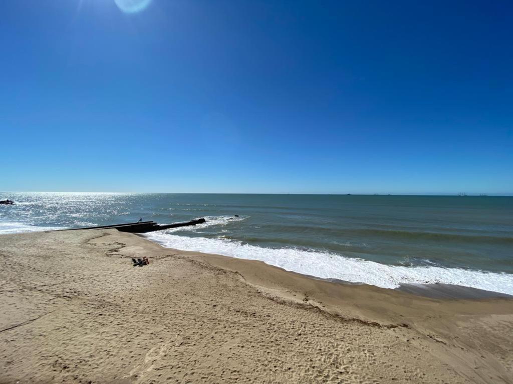 Roma Apartamento Frente Al Mar Mar del Plata Bagian luar foto
